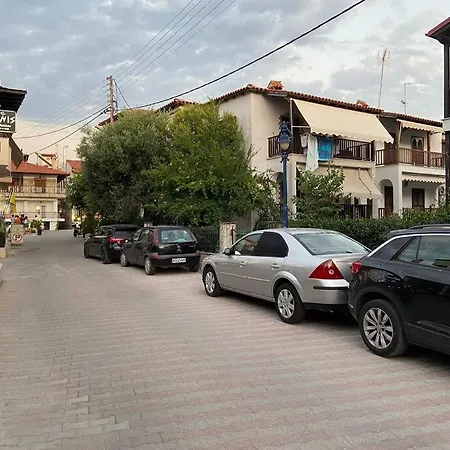 Beautiful By Center Of Chalkidiki Pefkochori